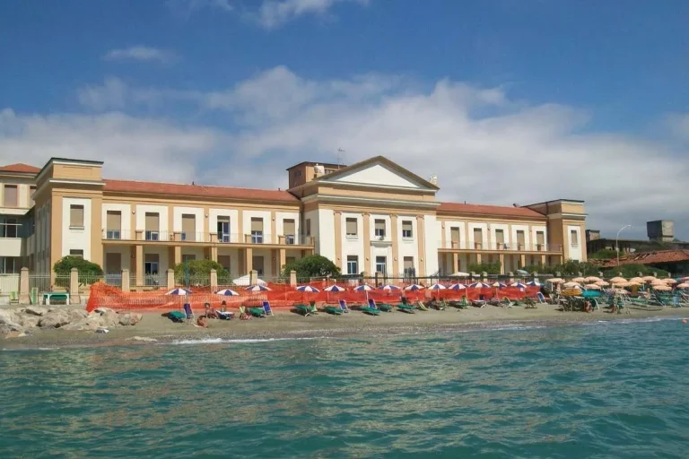 Centro S. Maria alla Pineta Marina di Massa